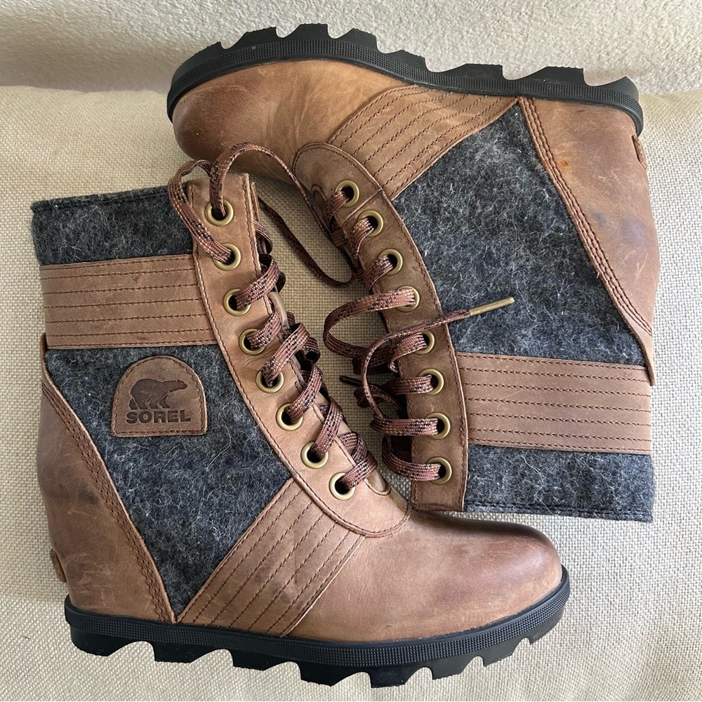 Sorel Joan of  Artic Booties